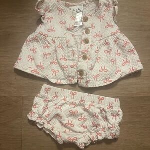 Baby Pink Bow Quilted Top & Bloomers Set no stains or flaws worn 1X